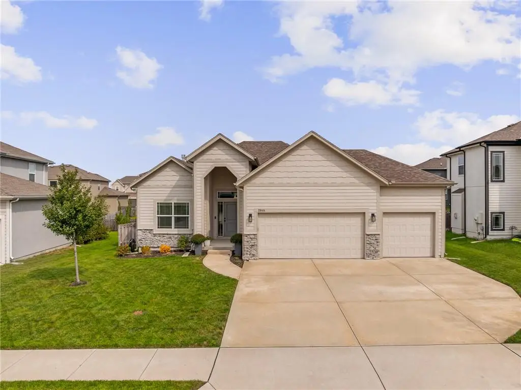 28414 W 162nd Street, Gardner, KS 66030 - #1