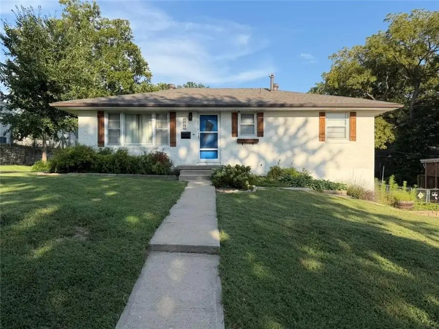 117 Waller Street, Excelsior Springs, MO 64024 - #3