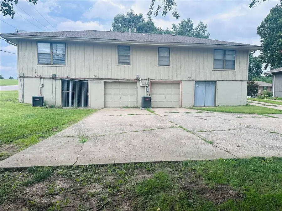 2504 SW Jackson Street, Blue Springs, MO 64015 - #2