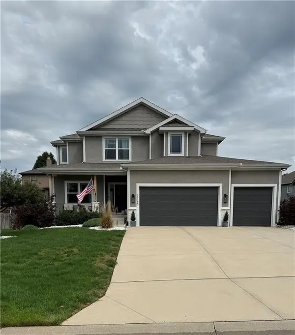 20196 W 224th Terrace, Spring Hill, KS 66083