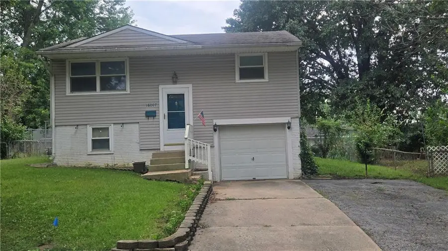 18007 E 16th Terrace, Independence, MO 64058 - #2