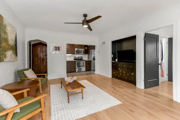 700 W 48th Street #105, Kansas City, MO 64112