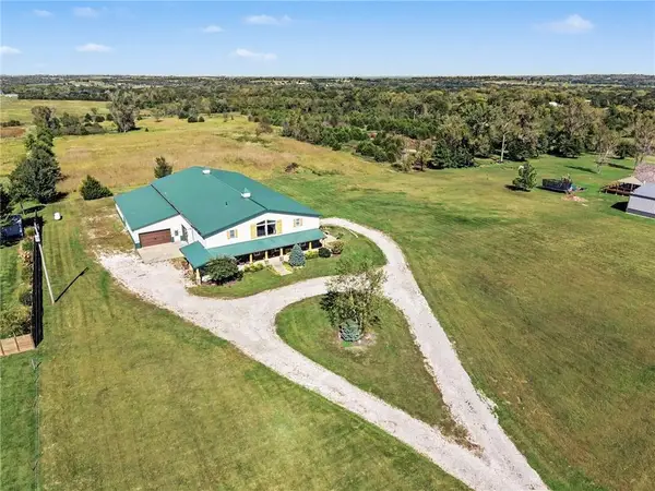 21936 Linwood Road, Linwood, KS 66052