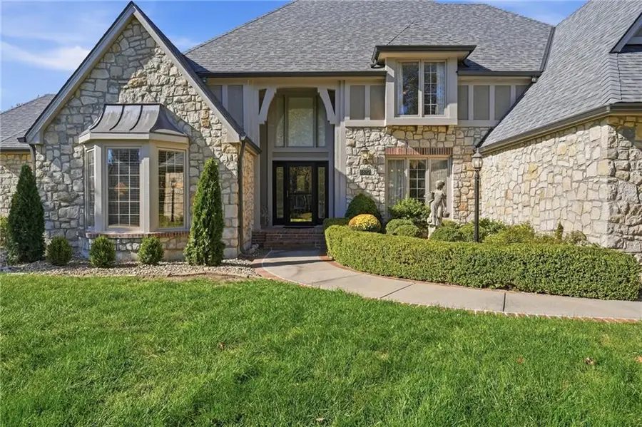 4329 SE Furlong Drive, Lees Summit, MO 64082 - #2