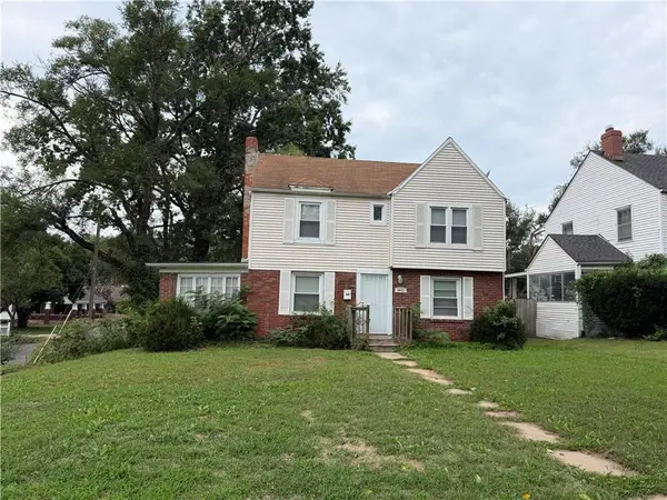 6042 Paseo Boulevard, Kansas City, MO 64110