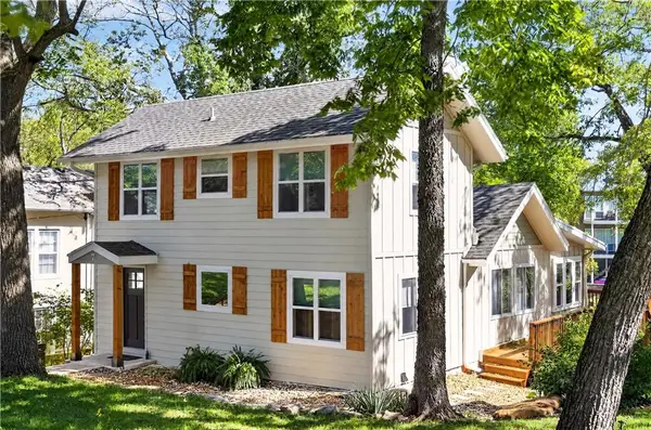 7 & 95 H Street, Lake Lotawana, MO 64086
