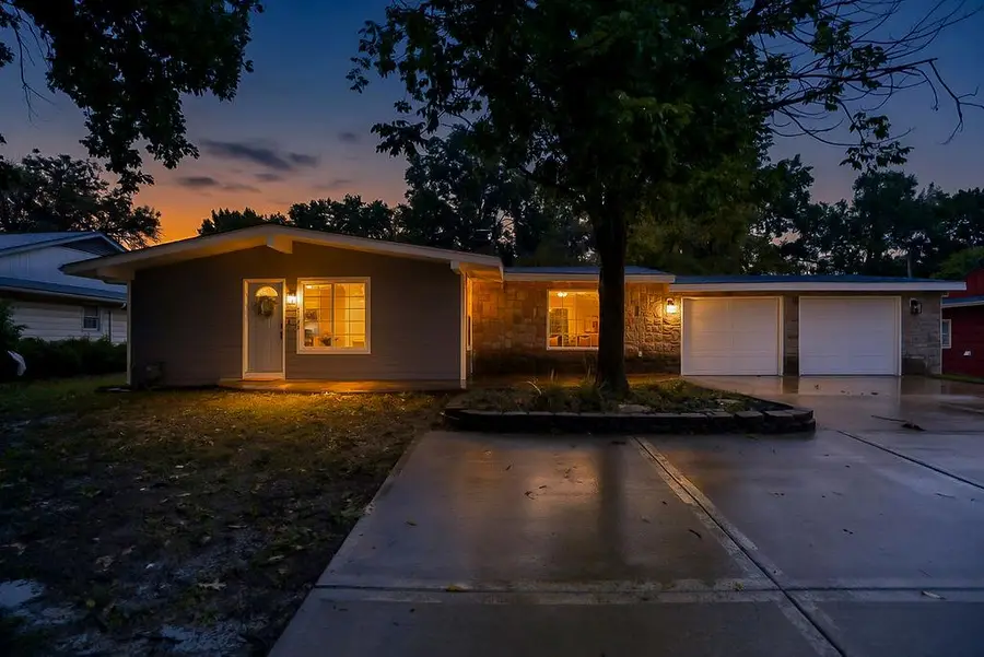 7132 Parallel Parkway, Kansas City, KS 66112 - #3