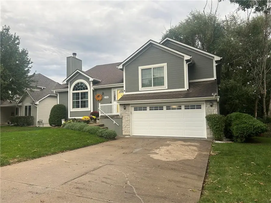2506 NE Springbrook Street, Blue Springs, MO 64014 - #2
