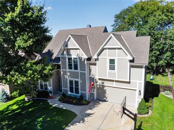 7808 NW 76th Place, Kansas City, MO 64152