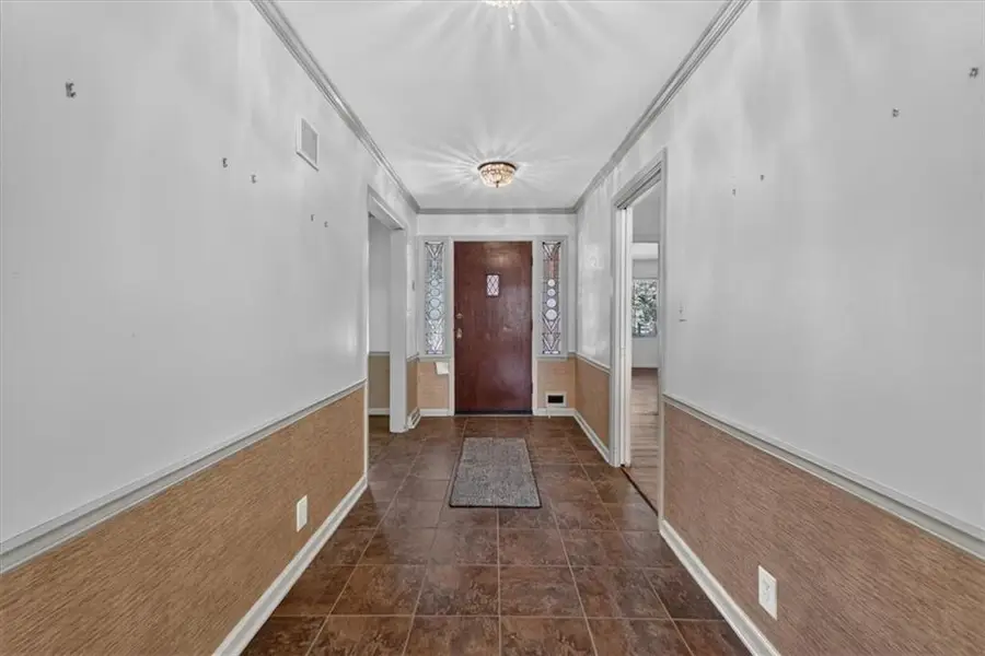 1201 W 60th Terrace, Kansas City, MO 64113 - #2