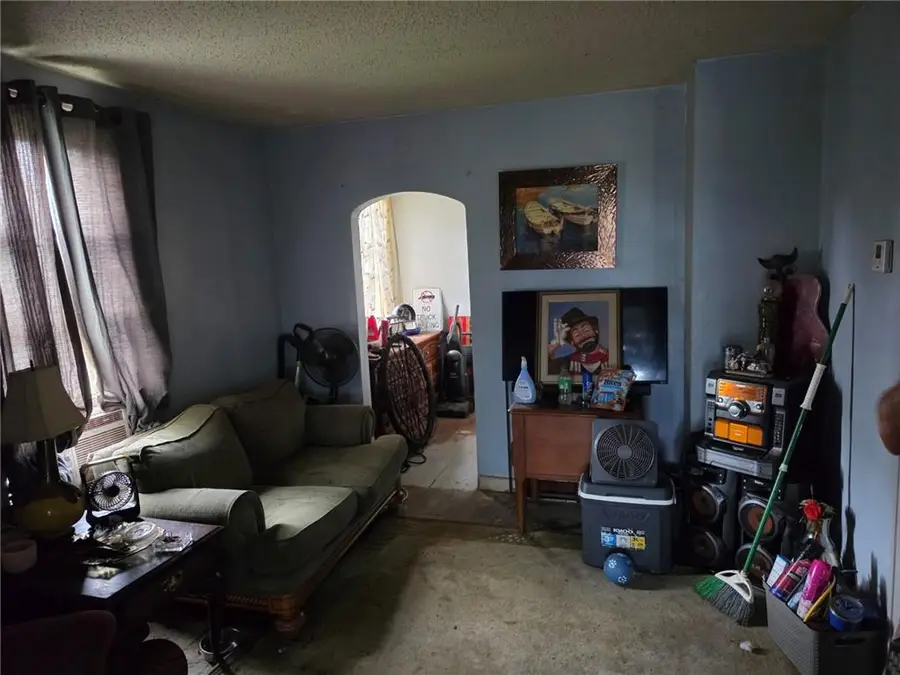 515 Donnelly Avenue, Kansas City, MO 64125 - #2