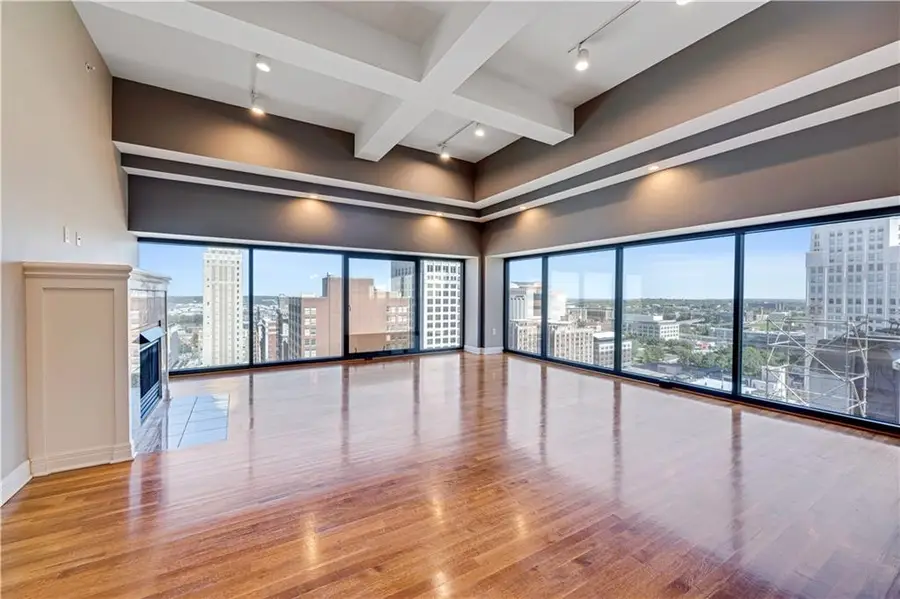 1101 Walnut Street #1801, Kansas City, MO 64106 - #2