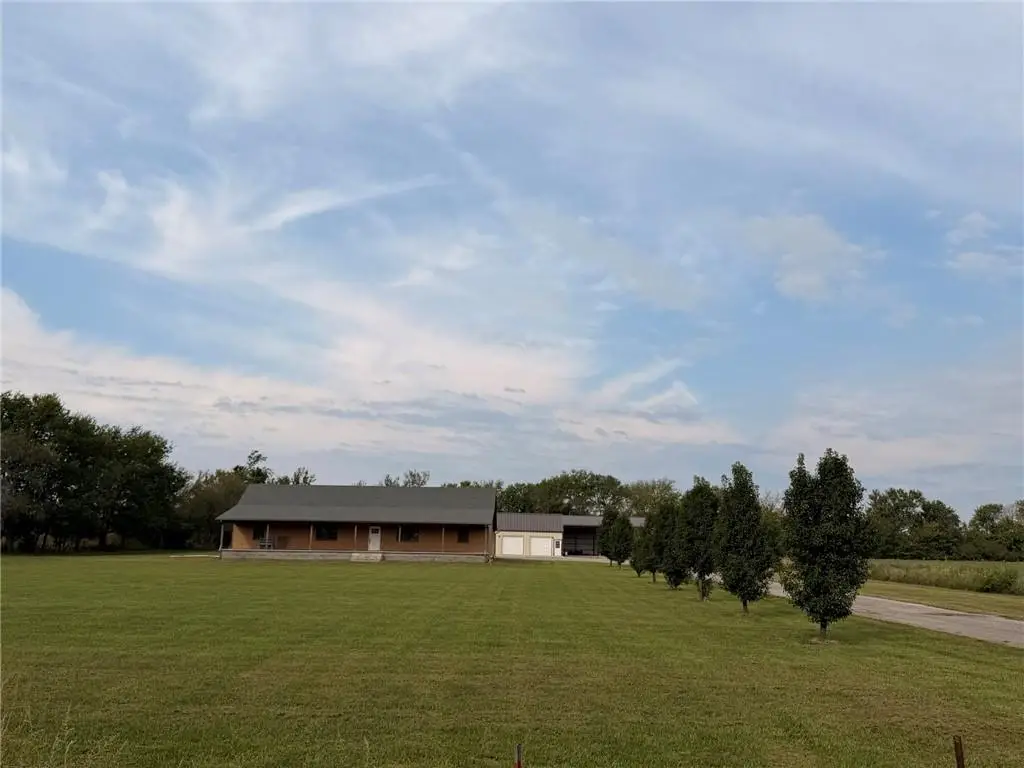 123 N 3 Highway, Girard, KS 66743 - #1