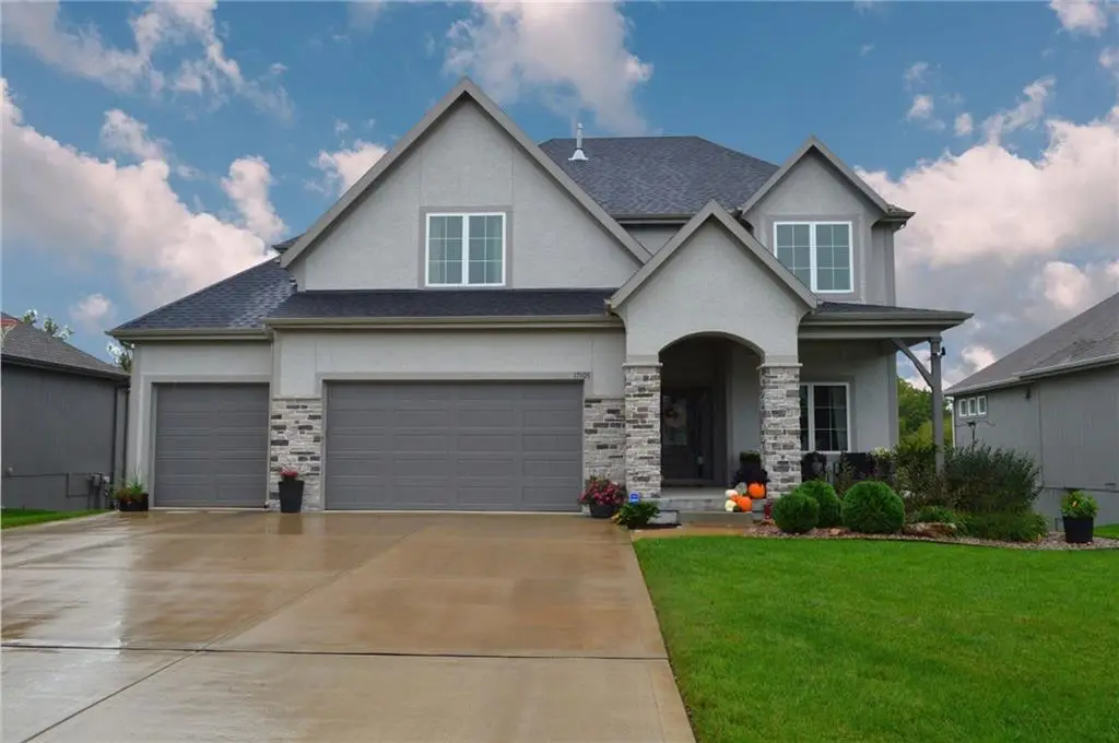 17105 W 170th Street, Olathe, KS 66062 - #1