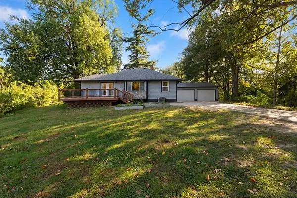 2611 Cook Road, St Joseph, MO 64505