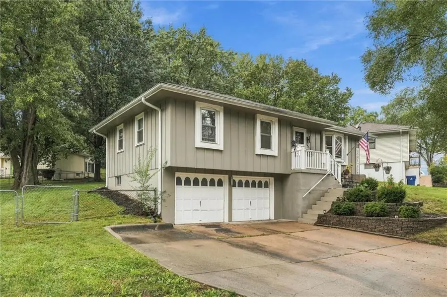 16317 E 34th Street S, Independence, MO 64055 - #2