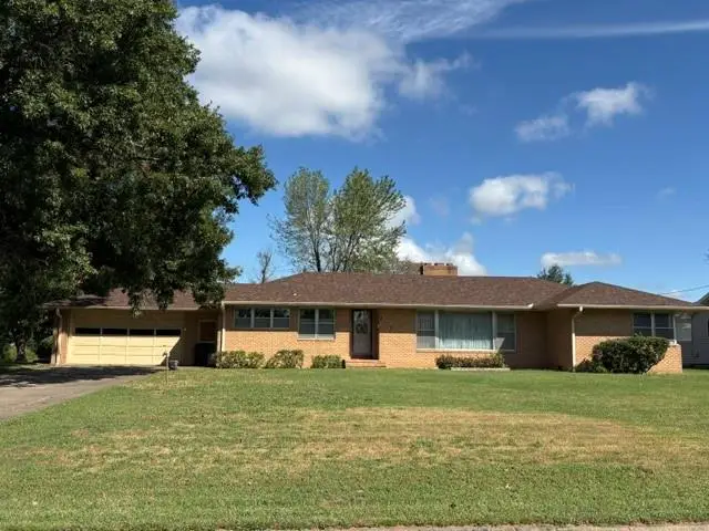 3115 Chess Avenue, Parsons, KS 67357 - #1