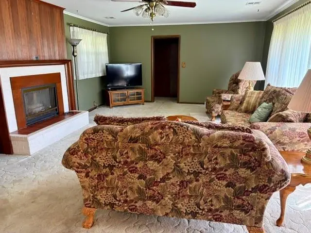 3115 Chess Avenue, Parsons, KS 67357 - #3