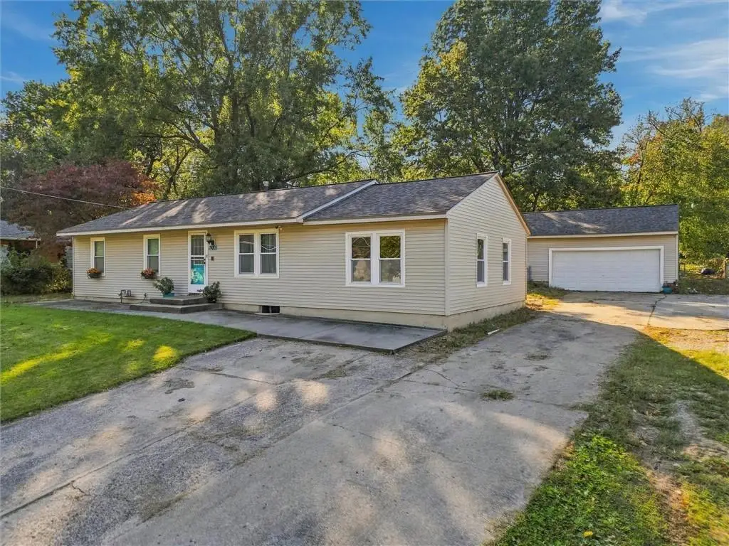500 S Hunter Street, Independence, MO 64050 - #1