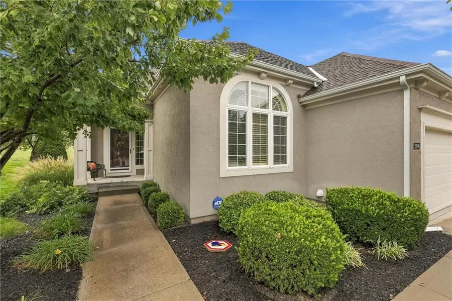 13946 W 116th Terrace, Olathe, KS 66062 - #2
