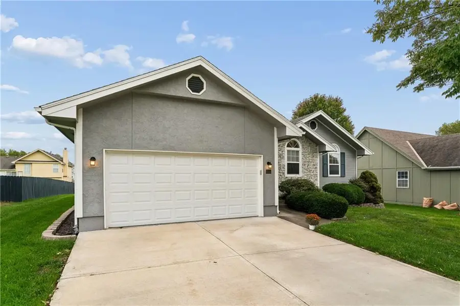809 NE Aaron Drive, Lees Summit, MO 64086 - #3