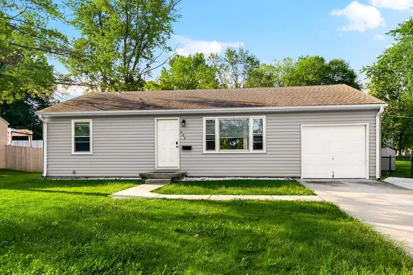 903 NE 67th Place, Gladstone, MO 64118