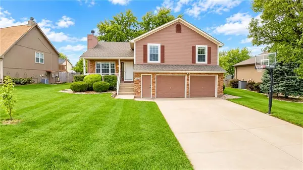 1406 Tabitha Lane, Greenwood, MO 64034