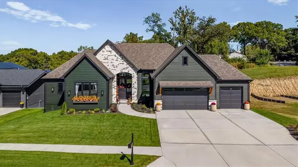 2150 NW Scenic View Drive, Riverside, MO 64150