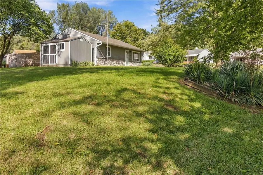 3706 Harmony Drive, Kansas City, KS 66106 - #2