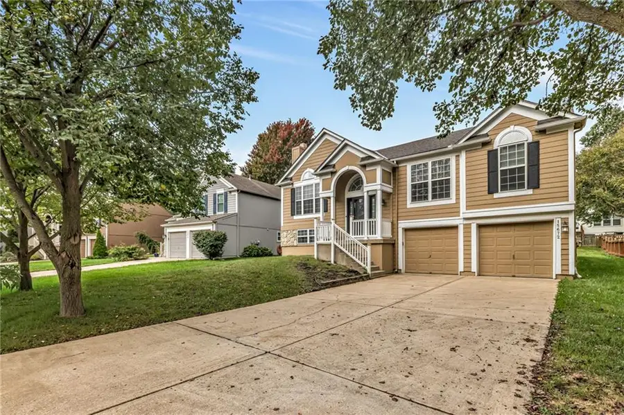 15672 S Blackfoot Street, Olathe, KS 66062 - #2