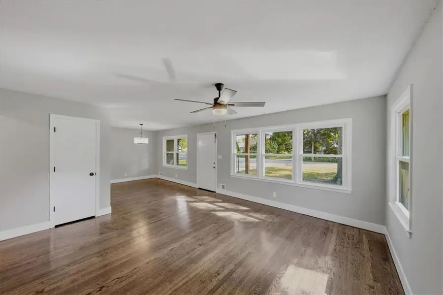 1704 E 79th Street, Kansas City, MO 64131 - #3