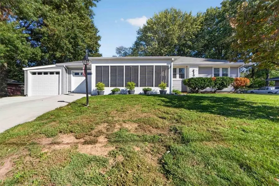 419 Dickinson Road, Independence, MO 64050 - #2