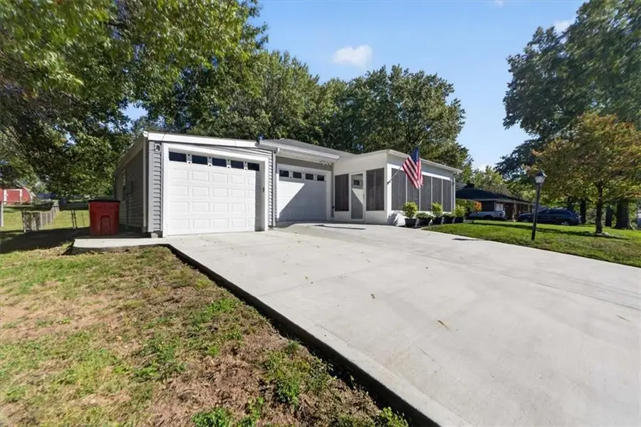419 Dickinson Road, Independence, MO 64050 - #3