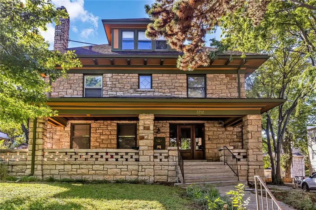 3712 Washington Street, Kansas City, MO 64111 - #1