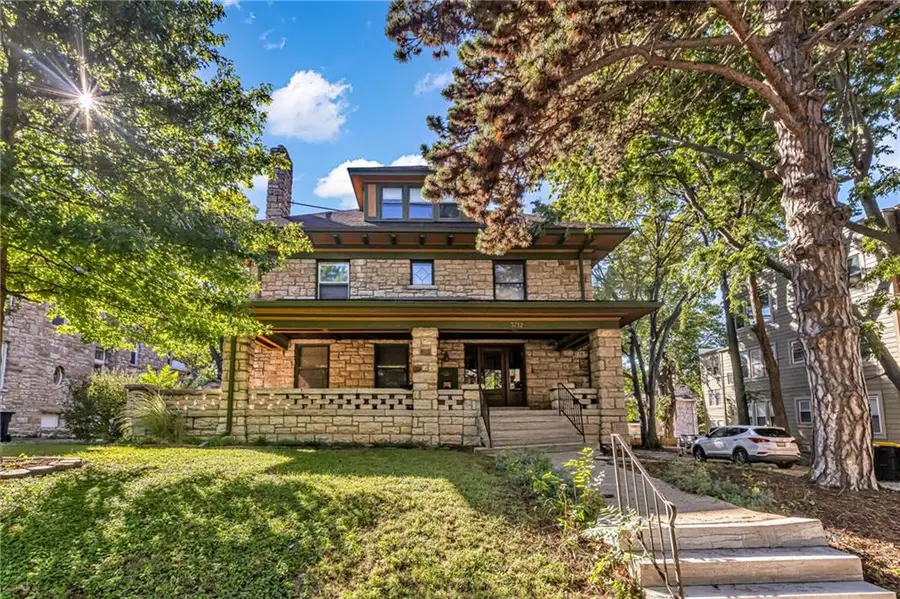 3712 Washington Street, Kansas City, MO 64111 - #2