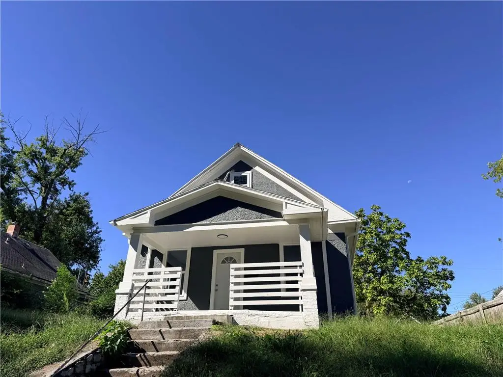 1304 S 40th Street, Kansas City, KS 66106 - #1