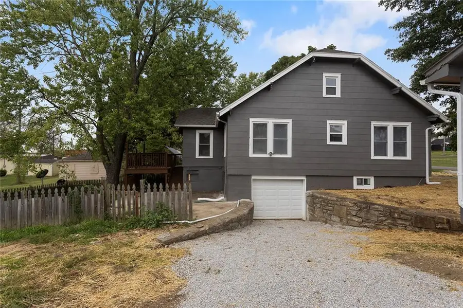 203 E 2nd Street, Freeman, MO 64746 - #3