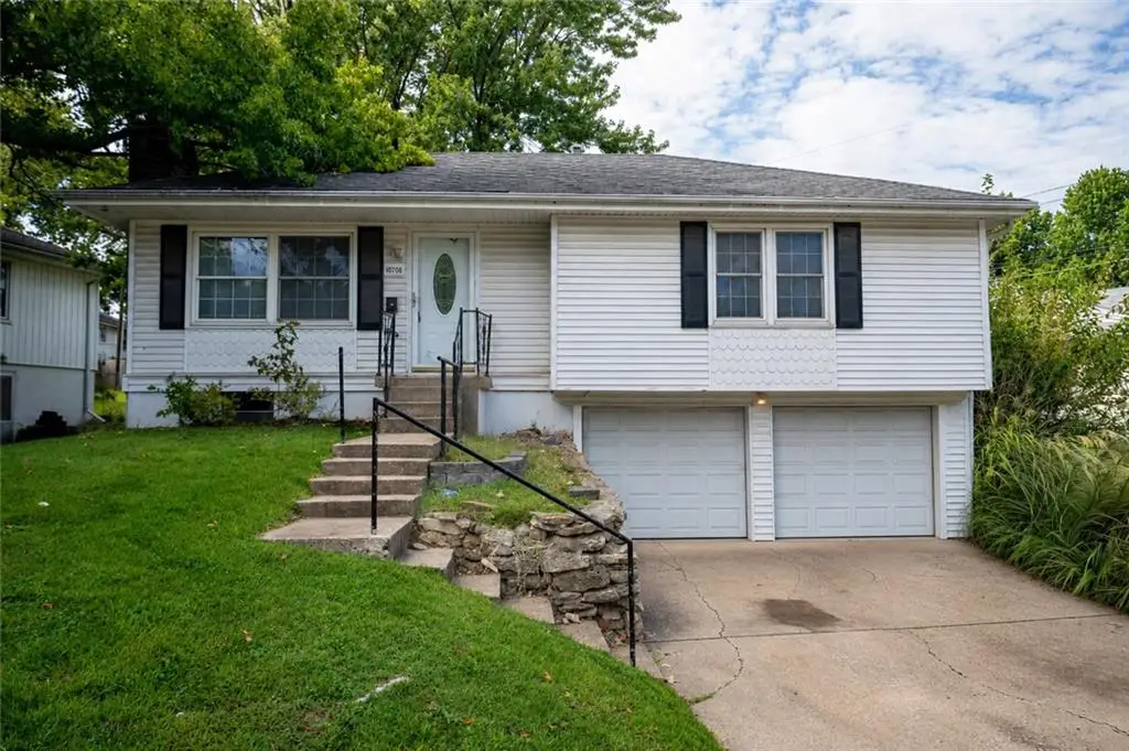 10708 E 32nd Street, Independence, MO 64052 - #1