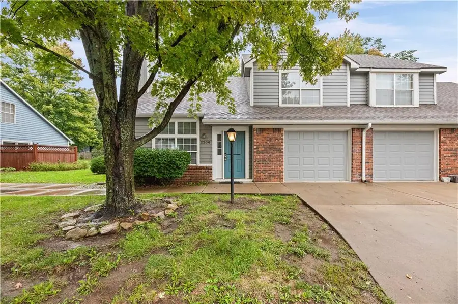 2204 Breckenridge Drive, Lawrence, KS 66047 - #2