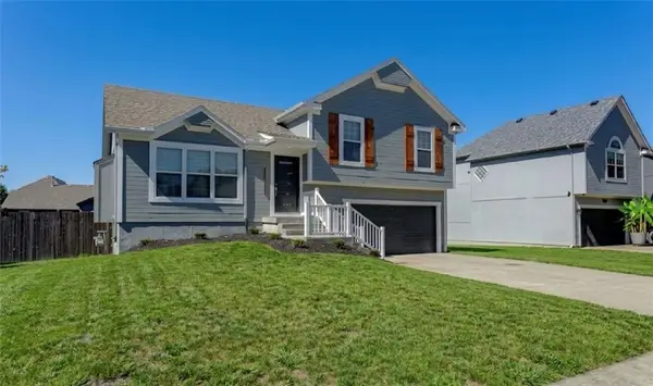 626 S Walnut Street, Gardner, KS 66030
