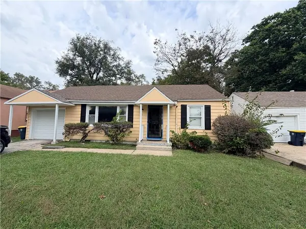 3004 102nd Road, Kansas City, MO 66418