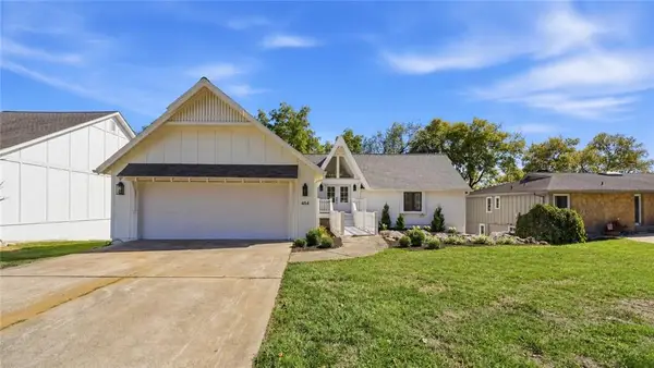 484 N Winnebago Drive, Lake Winnebago, MO 64034
