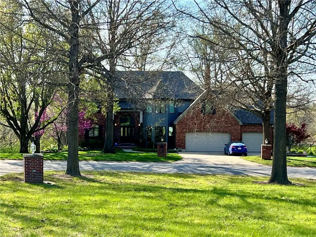 9510 SE Keystone Drive, Lees Summit, MO 64086 - #1