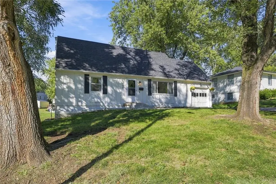 3400 E 107th Terrace, Kansas City, MO 64137 - #3