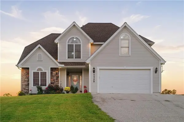 7725 Huckleberry Road, Odessa, MO 64076