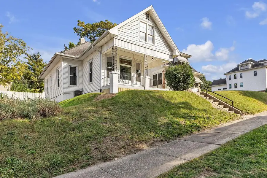2325 S 15th Street, Saint Joseph, MO 64503 - #3