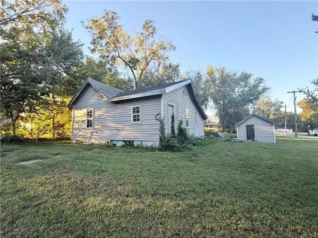 306 E Fort Scott Street, Butler, MO 64730 - #1