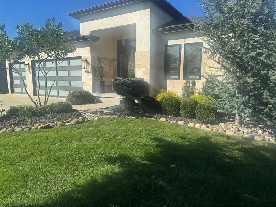 540 South Shore Drive, Lake Winnebago, MO 64034 - #2