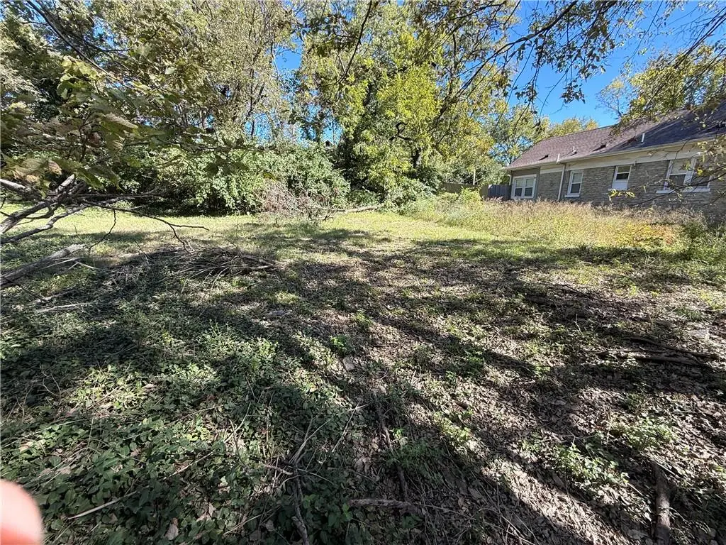 4327 Wayne Avenue, Kansas City, MO 64110 - #1