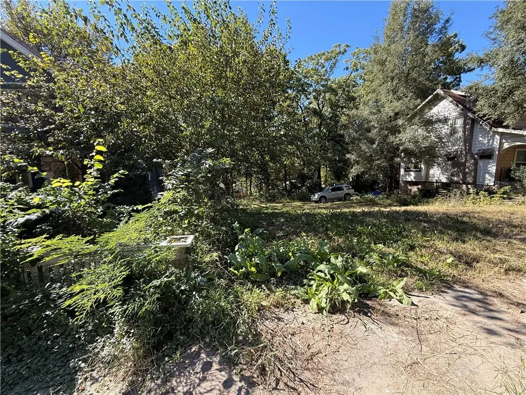 4326 Wayne Avenue, Kansas City, MO 64110 - #1